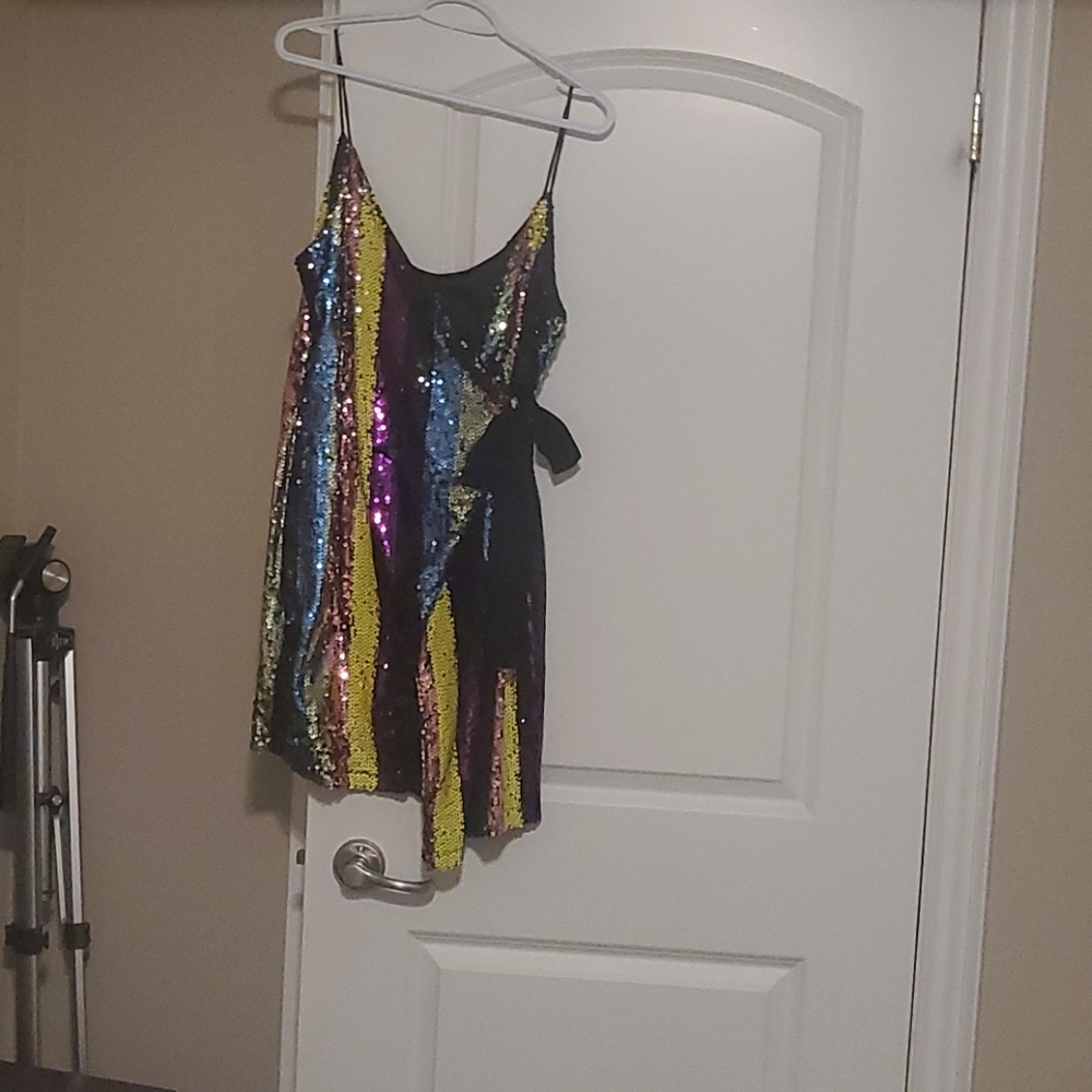 Pride sequence wrap mini